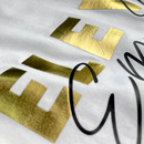 Camiseta Masculina Branca Ele vive Em Nós